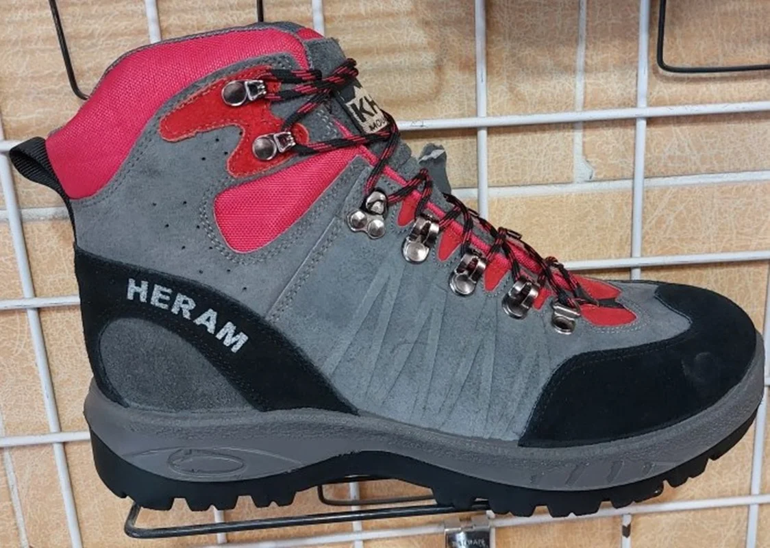 کفش کوهنوردی خزر مدل هرم